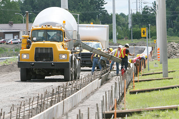 Best Local Concrete Companies  in Helena, OK